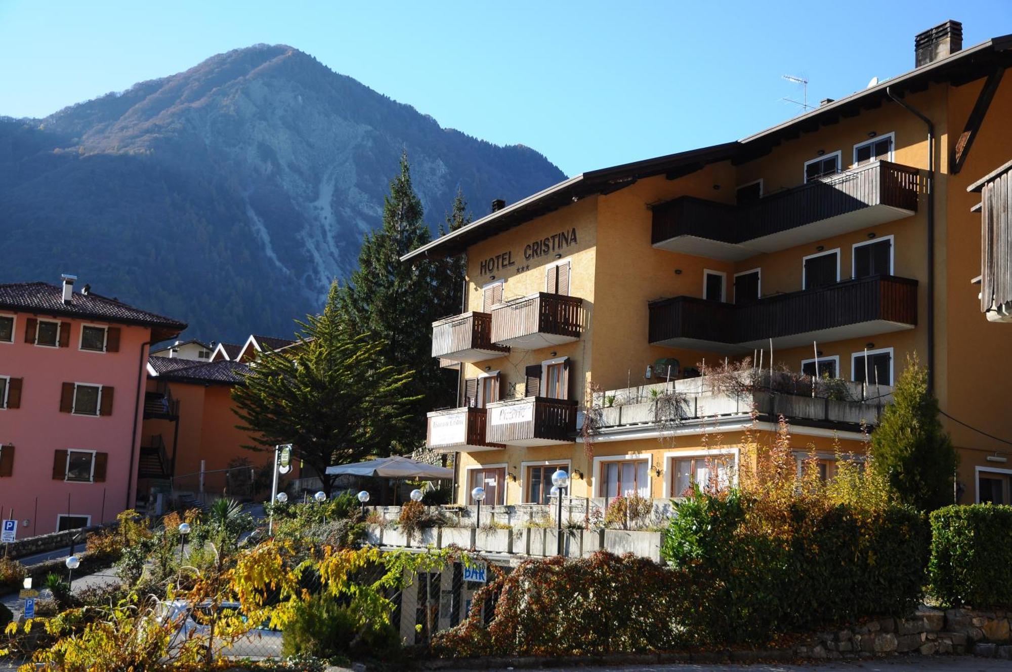 Hotel Cristina Tenno Kültér fotó